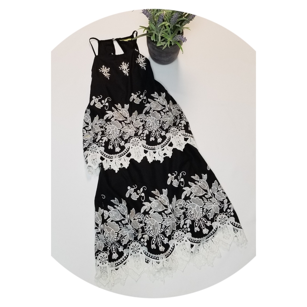 Gianni Bini Lace Embroidered Black Halter Dress XS